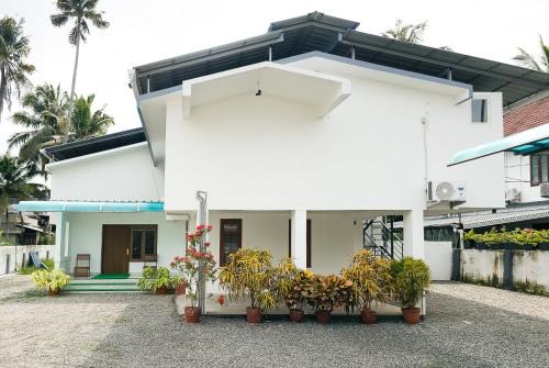 Altrove AC Studio Apartment
