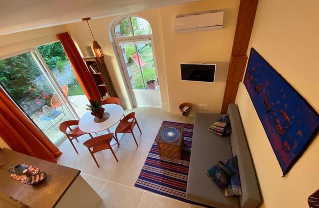 Amalouyse Gîte de charme duplex 4 personnes en bord de Loire