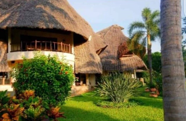 Amani Paradise - Luxurious Seven bedroom villa