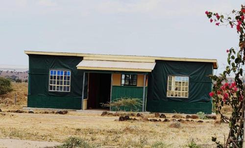 Amanya 2-Bedroom Self Catering Tent