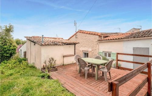 Amazing Home In Mortagne-Sur-Gironde