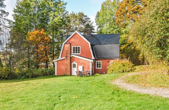 Amazing home in årjäng with WiFi