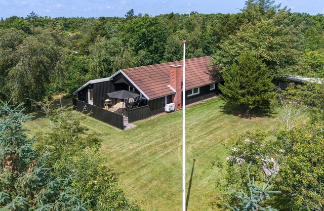 Amazing home in Skjern with WiFi