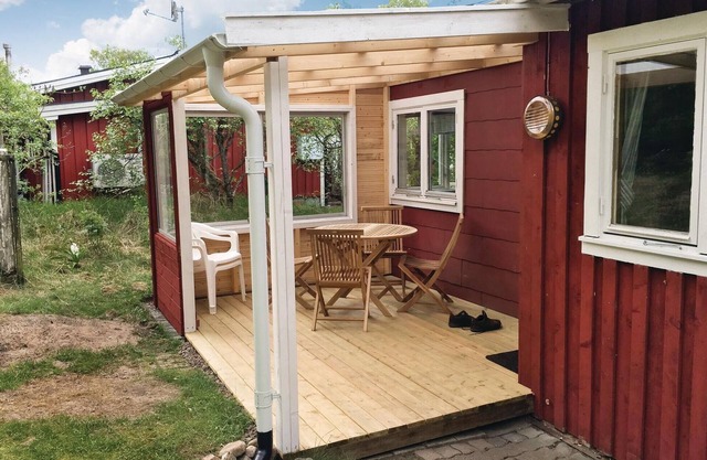 Amazing home in Skottorp with WiFi