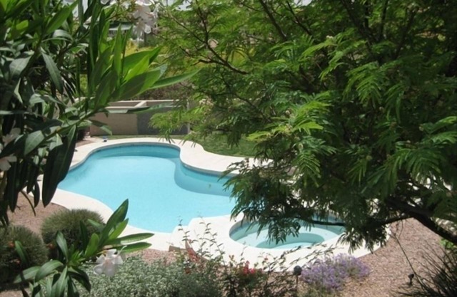 Amazing Luxury Resort Home - Heated Pool!