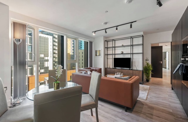 Amazing Two Bedroom in Icon Tower in North Acton by MySquare