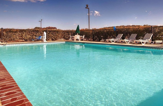 Americas Best Value Inn & Suites Sonora
