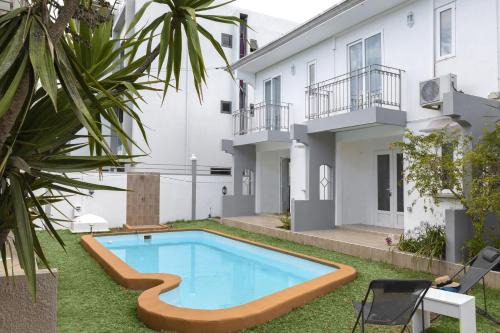 AMIS Apartments by Host Agents