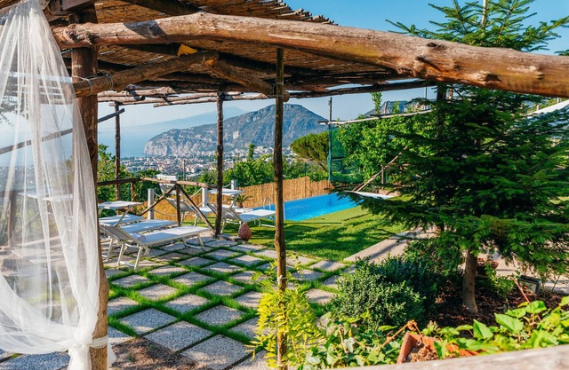 AMORE RENTALS - Villa Tina with Private Swimming Pool, Sea View, Terraces, Garden and Parking