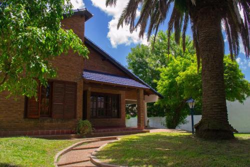 Amplio chalet en zona centro San José, Entre Ríos