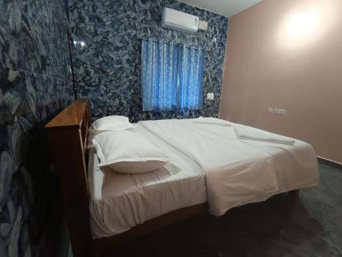 Amruth Homestay Honavar room 1