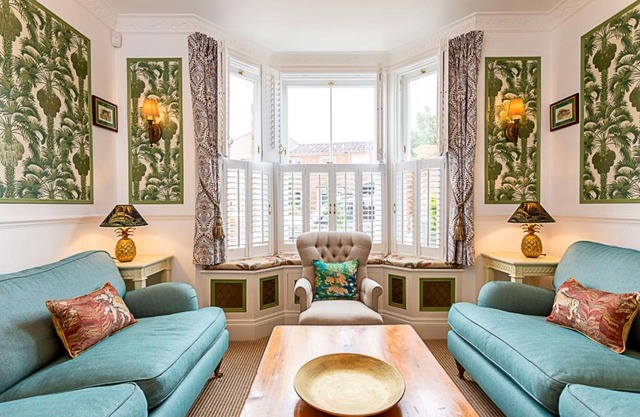 An idyllic luxury house in lively London