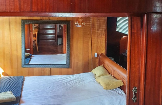 An unusual night on a Barge