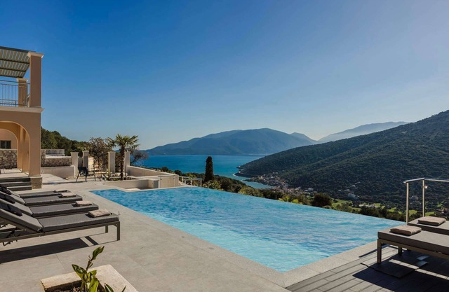 Anax - Two Bedroom Villa, Sleeps 4