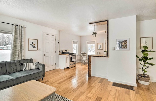 Anchorage Home, Minutes From Downtown!