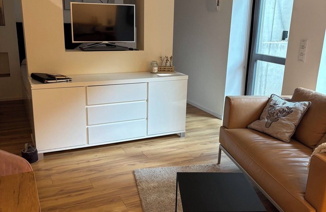 Anderswo Apartment Uhl