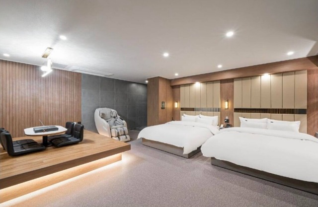 Andong Brown Dot Okdong Branch