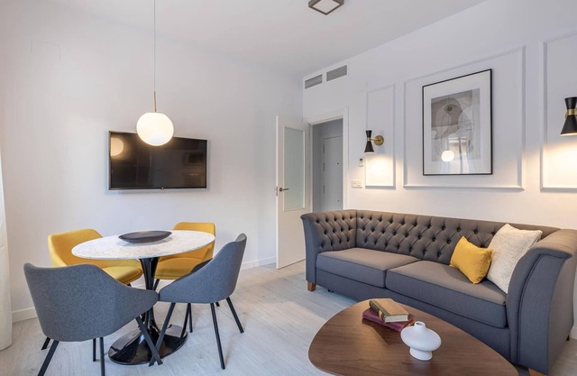 ANGEL I I I BOUTIQUE 1BR