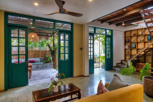 Anicca Riverside Cottages