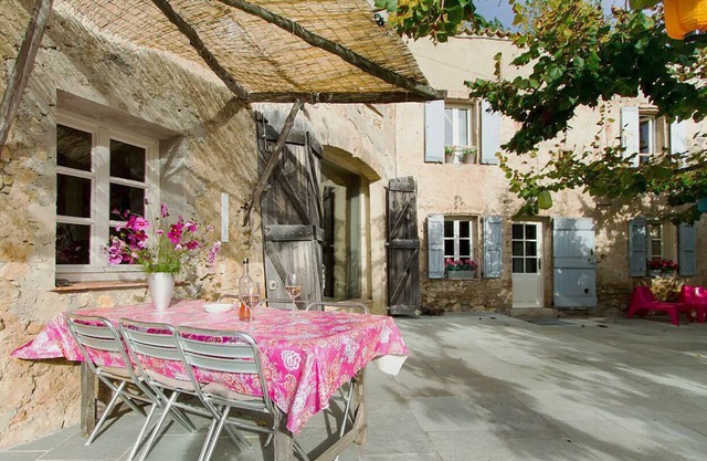 Anne - Tourtour - in the vicinity of, Tourtour, Provence