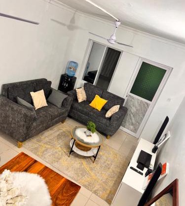 AnnexSarova Homestay