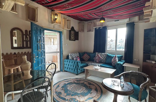 Antica Old Apartment Al-lwebdeh