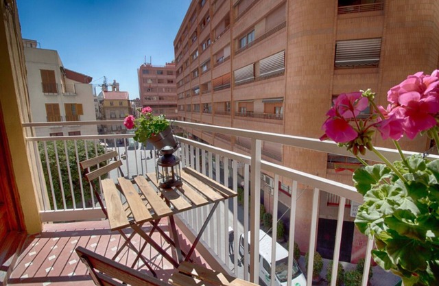 Apart. RIVERA II, location in Old town and only 10 minutes the beach.
