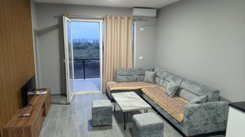 Apartament Nikbibaj