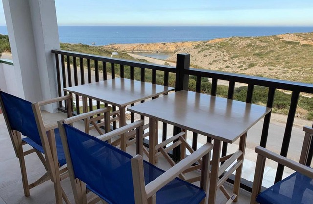 Apartamento a estrenar con vistas al mar.
