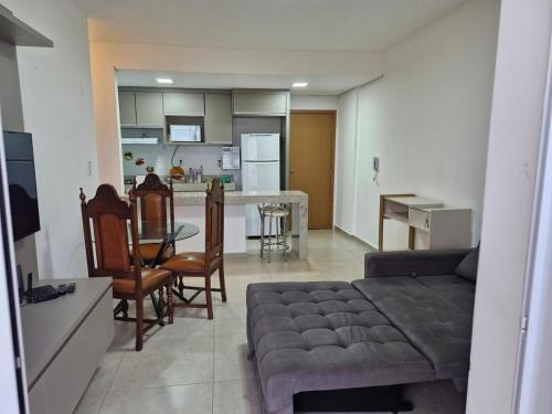 Apartamento bem localizado no centro, próximo ao barreiro