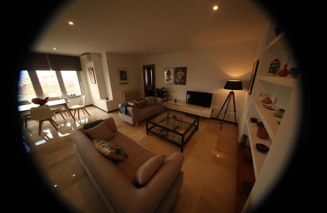 Apartamento Centro de Granada vistas fantásticas y un parking gratis