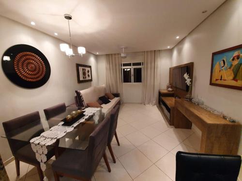 Apartamento dois quartos perto da praia em Jardim Camburi