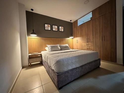 Apartamento entero bien ubicado en zona exclusiva