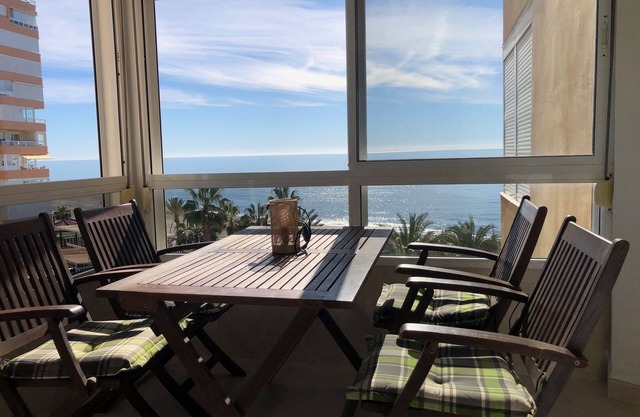 Apartamento Primera Linea de Playa, Vistas al Mar