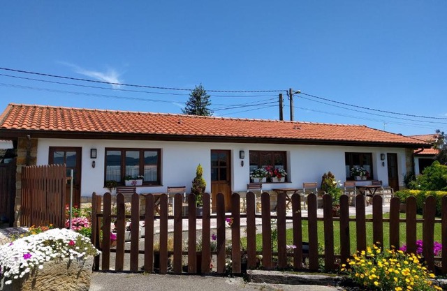Apartamentos Rurales KNICASIA