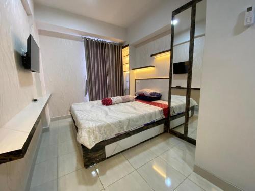 apartemen solo urbana residence by skenario