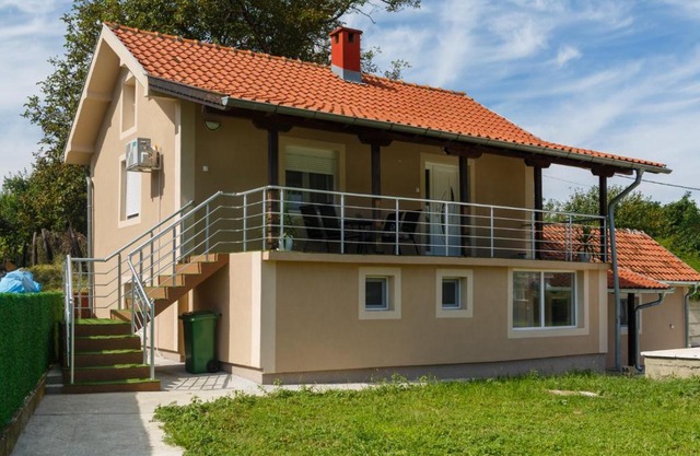 Apartman HILL 1
