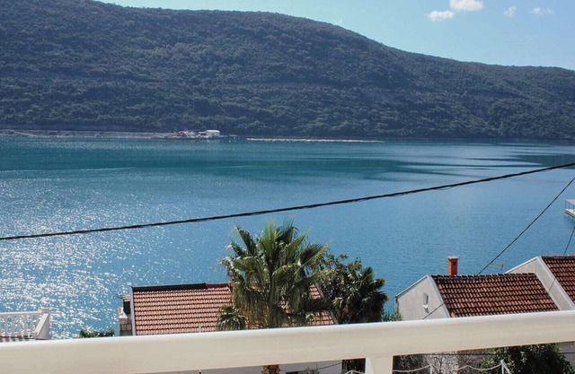 Apartmani i sobe Mato/203 Studio apartment with sea view 203
