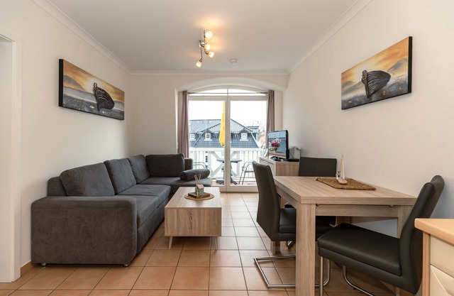 Apartment mit Südbalkon - Saunabereich Inklusive und nur 100 m zum Ostseestrand!