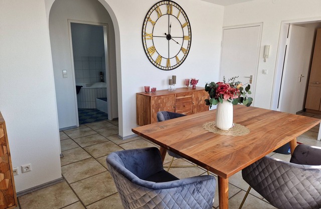 Apartment 'Casa Di Napolitano 4' with Lake View, Balcony and Wi-Fi