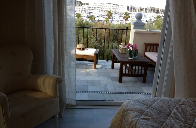 Apartment with wifi Ideal for Families in Puerto Deportivo with WiFi