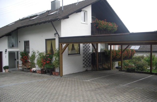 Apartment '1' with Shared Garden, Balcony and Wi-Fi
