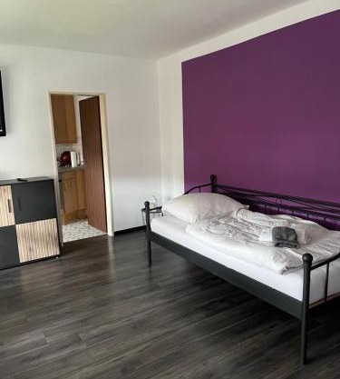Apartment 1880