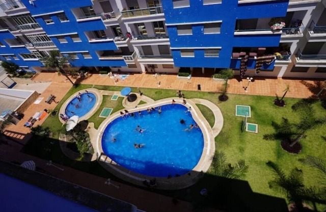 Apartment 2 bedrooms living room, swimming pool, wifi, 80 m², Martil