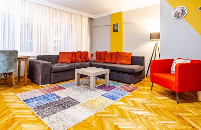 Apartment 250 m to Metro Station in Uskudar