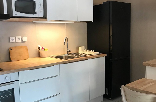 APARTMENT 34 m2 - 4 pers. - Swimming pool & Private parking
