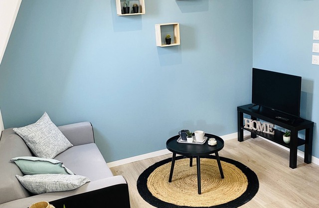 Apartment 5 downtown