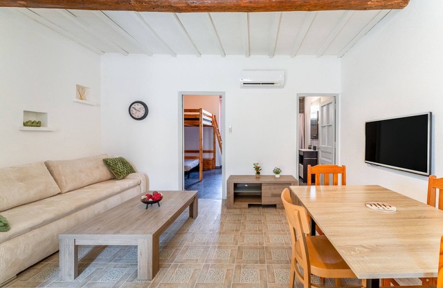 Apartment 5 Minutes from the Arena
