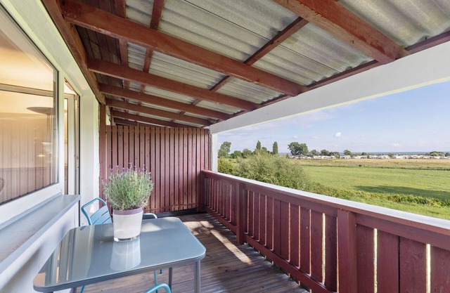 Apartment 5 with balcony in the apartment house Strandkoje in Rettin