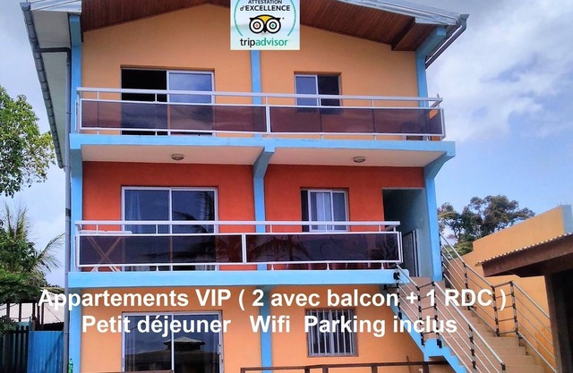 Apartment 6 pers. Premium-Bathroom and shower-Balc